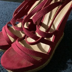 Shoedazzle pink stiletto wedges size 6 in womens